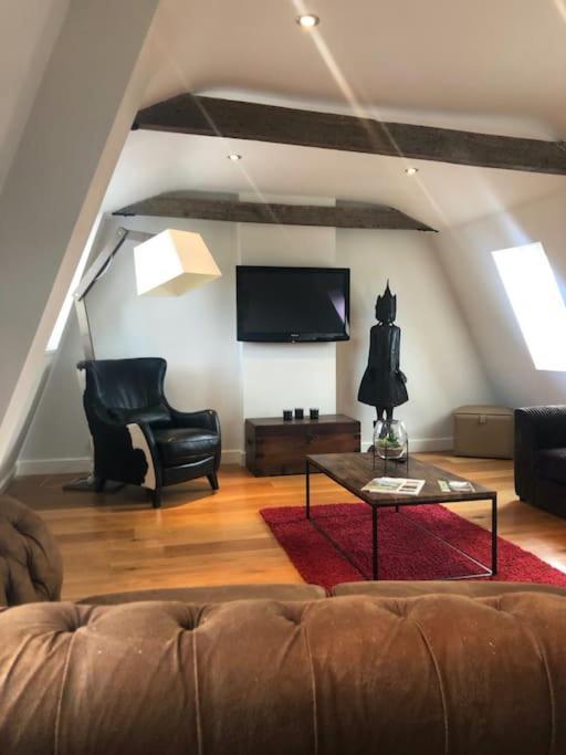 The Granary, Lovely Townhouse In Central Стамфорд Екстериор снимка